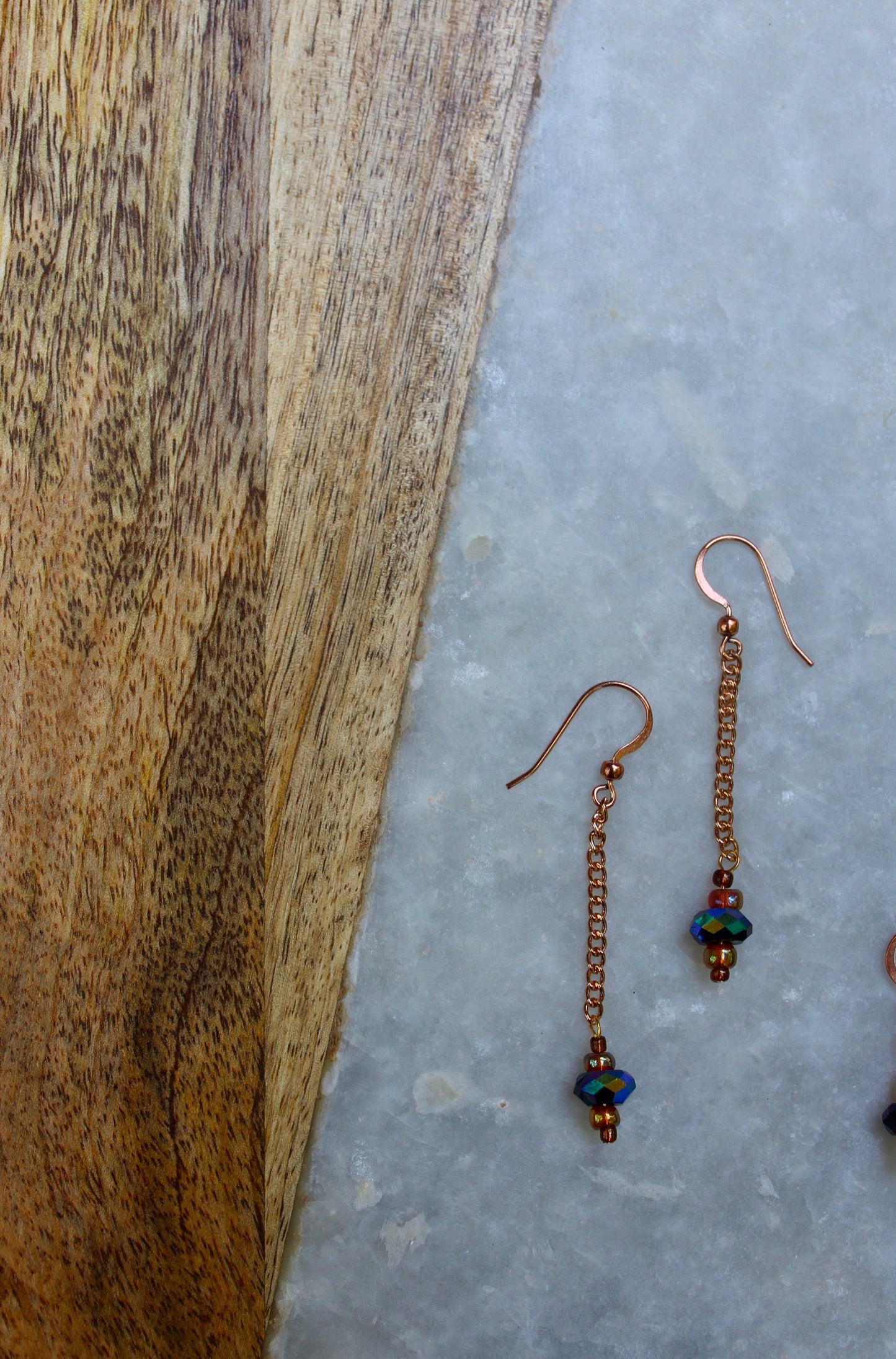 Copper Earrings, Copper Accessories, Drop Earrings, Feminine Earrings, Opalescent Jewelry, Glass Bead Jewelry, Chain Earrings, Shiny Earring