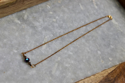 Bar Necklace, Gold Necklace, Gold Accessories, Short Necklace, Opalescent Jewelry, Basic Jewelry, Chain Necklace, Simple Necklace