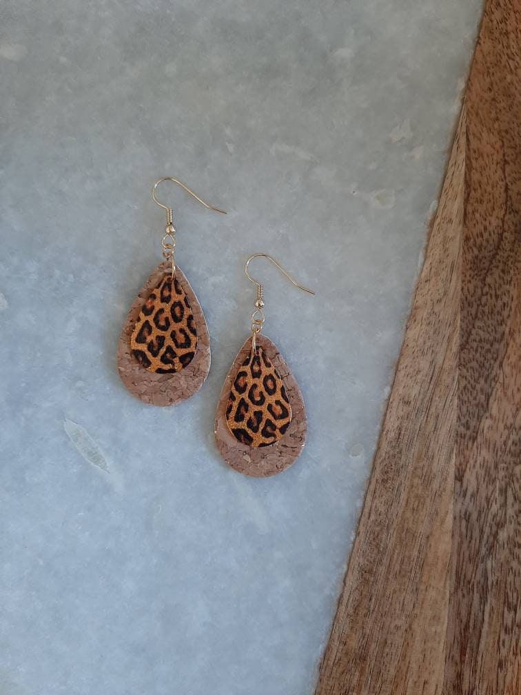 Cork Earrings, Leopard Earrings, Cork Pendant Earrings, Leopard Jewelry, Cork Jewelry, Teardrop Earrings, Dangle Earrings, Drop Earrings