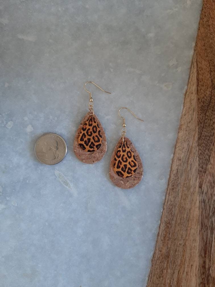 Cork Earrings, Leopard Earrings, Cork Pendant Earrings, Leopard Jewelry, Cork Jewelry, Teardrop Earrings, Dangle Earrings, Drop Earrings