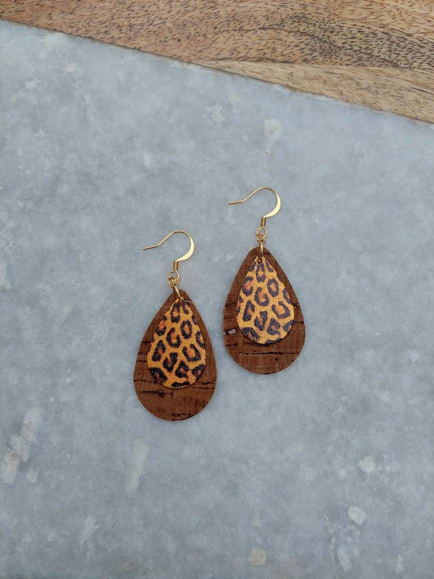 Cork Earrings, Leopard Earrings, Cork Pendant Earrings, Leopard Jewelry, Cork Jewelry, Teardrop Earrings, Dangle Earrings, Drop Earrings