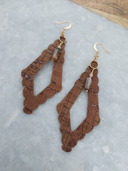 Cork Earrings, Cork Jewelry, Lodolite Quartz Earrings, Lodolite Jewelry, Quartz Earrings, Gold Earrings, Long Earrings, Light Earrings